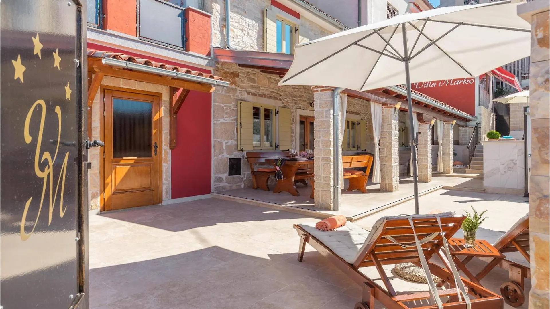 Awesome Home In Plovanija With Wifi Vikendica