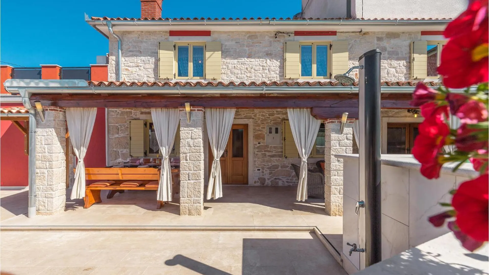 Vikendica Awesome Home In Plovanija With Wifi Croatia