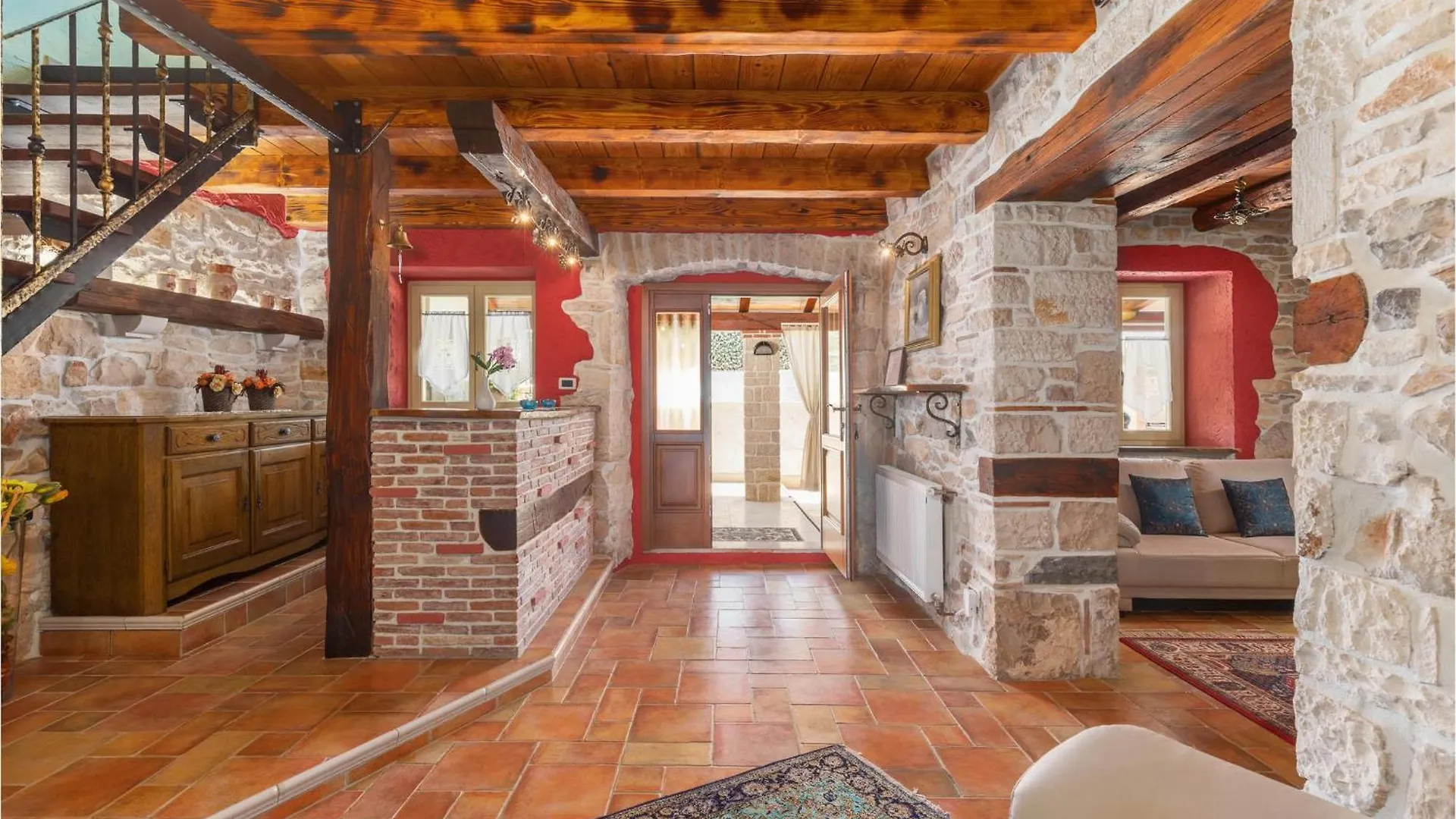 Awesome Home In Plovanija With Wifi كرواتيا